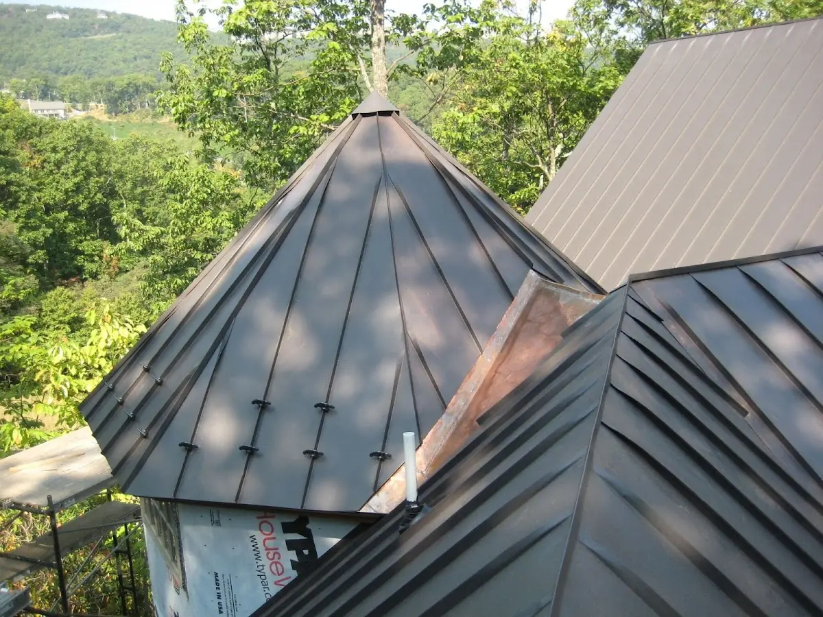 Professional Shingle Replacement & Repair by Craftsman Roofing in Oak Summit
